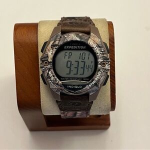 Timex Men's Expedition Classic Digital Chrono Alarm Timer Full-Size Watch